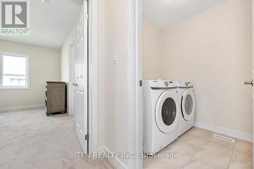 6 Daisy Lane, Thorold, ON - Indoor Photo Showing Laundry Room