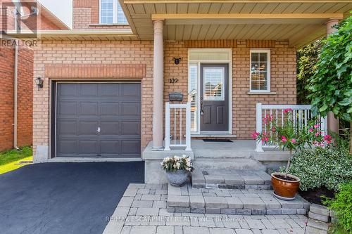 109 Peachwood Crescent, Hamilton, ON - Outdoor With Deck Patio Veranda