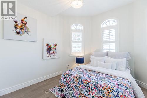 109 Peachwood Crescent, Hamilton (Stoney Creek), ON - Indoor Photo Showing Bedroom