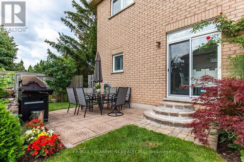 109 Peachwood Crescent, Hamilton, ON - Outdoor With Exterior