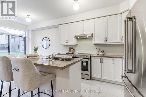 115 Armilia Place, Whitby, ON - Indoor Photo Showing Kitchen With Stainless Steel Kitchen With Upgraded Kitchen