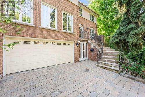 4 Woodvale Crescent, Toronto, ON - Outdoor