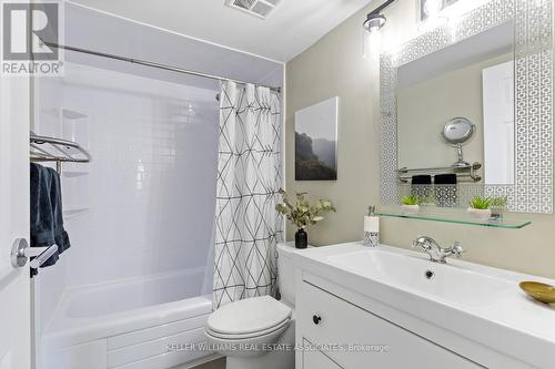 514 - 300 Webb Drive, Mississauga, ON - Indoor Photo Showing Bathroom