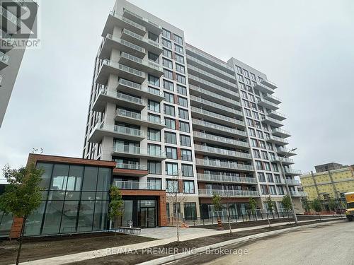 1425 - 2 David Eyer Road, Richmond Hill, ON - Outdoor With Balcony With Facade