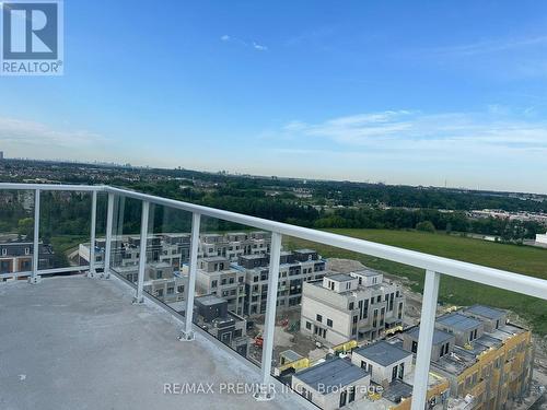 1425 - 2 David Eyer Road, Richmond Hill, ON - Outdoor With Balcony With View