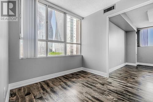 908 - 3700 Kaneff Crescent, Mississauga, ON - Indoor Photo Showing Other Room