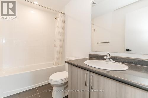 404 - 6 Spice Way, Barrie, ON - Indoor Photo Showing Bathroom