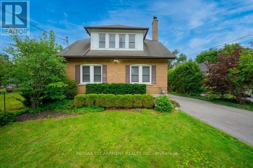 316 North Shore Boulevard W, Burlington, ON - Outdoor With Facade