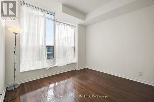 803 - 736 Spadina Avenue, Toronto, ON - Indoor Photo Showing Other Room