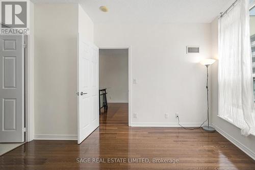 803 - 736 Spadina Avenue, Toronto, ON - Indoor Photo Showing Other Room