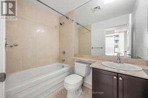 803 - 736 Spadina Avenue, Toronto, ON - Indoor Photo Showing Bathroom