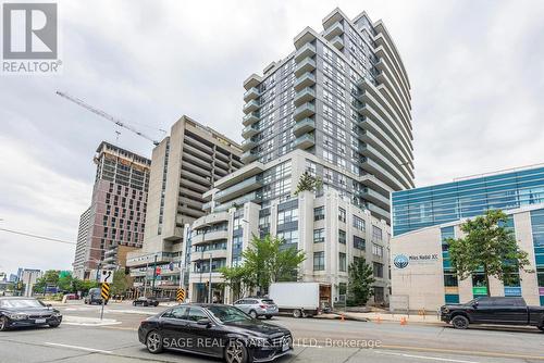 803 - 736 Spadina Avenue, Toronto, ON - Outdoor With Facade