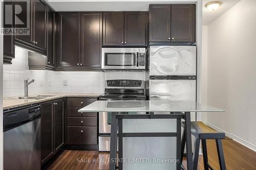 803 - 736 Spadina Avenue, Toronto, ON - Indoor Photo Showing Kitchen With Stainless Steel Kitchen With Double Sink