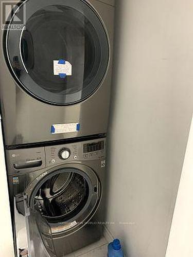 3/Floor - 524 Bathurst Street, Toronto, ON - Indoor Photo Showing Laundry Room