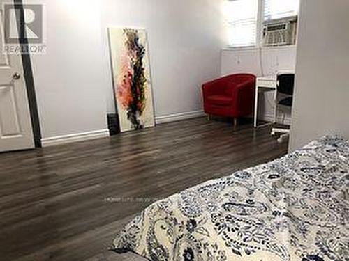 3/Floor - 524 Bathurst Street, Toronto, ON - Indoor Photo Showing Bedroom