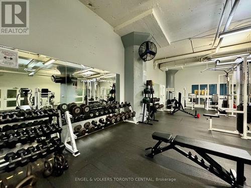 645 - 155 Dalhousie Street, Toronto (Church-Yonge Corridor), ON - Indoor Photo Showing Gym Room