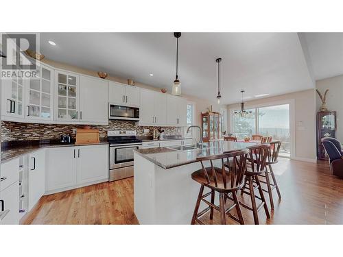 2431 Fairview Road, Oliver, BC - Indoor Photo Showing Kitchen With Double Sink With Upgraded Kitchen