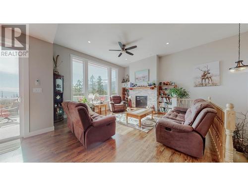 2431 Fairview Road, Oliver, BC - Indoor Photo Showing Living Room With Fireplace