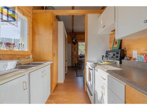 2431 Fairview Road, Oliver, BC - Indoor Photo Showing Kitchen With Double Sink