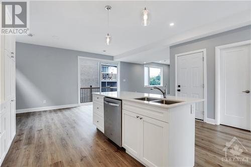 138 Montfort Street, Ottawa, ON - Indoor Photo Showing Kitchen With Double Sink