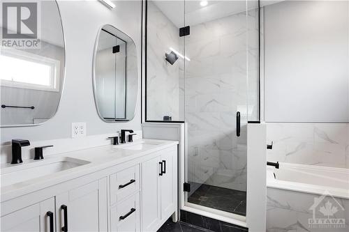 138 Montfort Street, Ottawa, ON - Indoor Photo Showing Bathroom