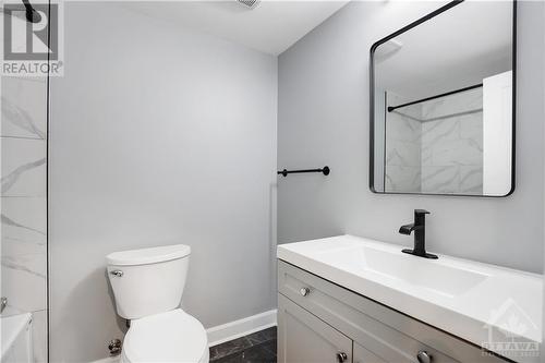 Basement Bathroom - 138 Montfort Street, Ottawa, ON - Indoor Photo Showing Bathroom