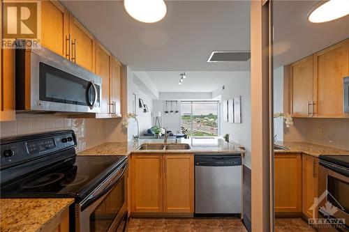 200 Lett Street Unit#513, Ottawa, ON - Indoor Photo Showing Kitchen With Stainless Steel Kitchen With Double Sink