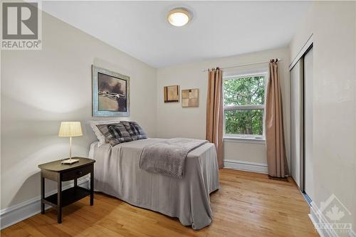 10 Mount Pleasant Avenue, Ottawa, ON - Indoor Photo Showing Kitchen