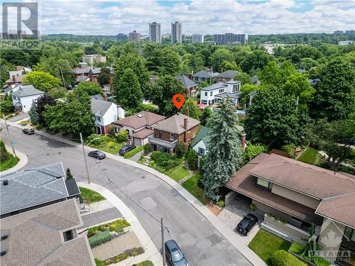 10 Mount Pleasant Avenue, Ottawa, ON - Indoor