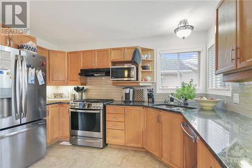764 Rolling River Crescent, Ottawa, ON - Indoor Photo Showing Kitchen With Double Sink