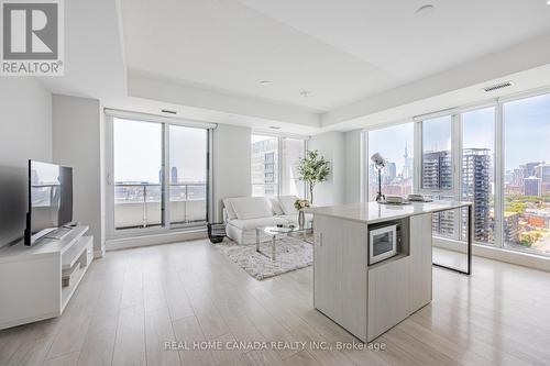 2105 - 225 Sumach Street, Toronto (Regent Park), ON - Indoor