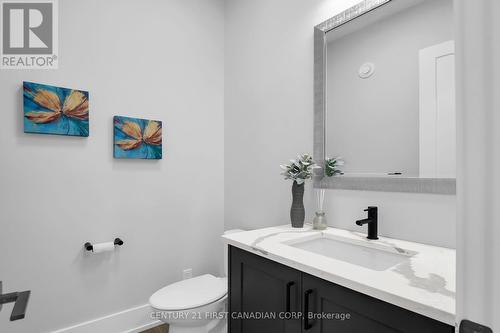 2869 Heardcreek Trail, London, ON - Indoor Photo Showing Bathroom