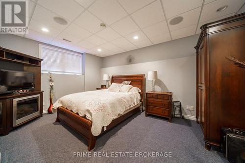 1561 Westchester Bourne Road, Thames Centre, ON - Indoor Photo Showing Bedroom