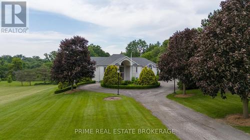 1561 Westchester Bourne Road, Thames Centre, ON - Outdoor