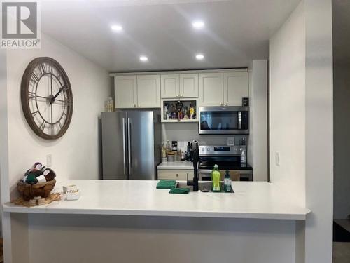 89 Pine St # 507, Sault Ste. Marie, ON - Indoor Photo Showing Kitchen