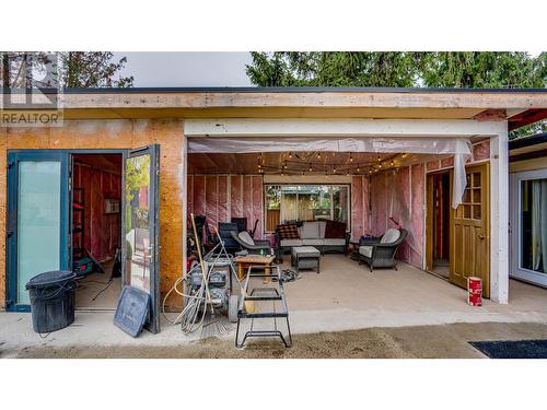 6049 Old Kamloops Road, Vernon, BC - Outdoor