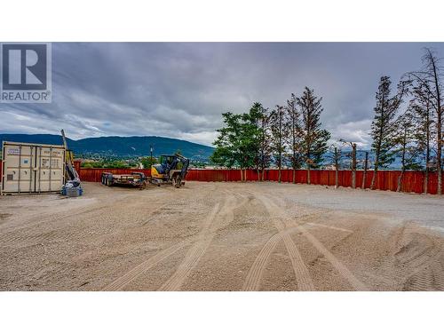 Fenced Compound - 6049 Old Kamloops Road, Vernon, BC - Outdoor