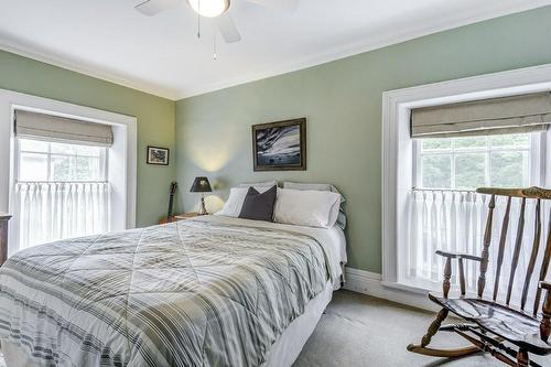 173 Main Street N, Waterdown, ON - Indoor Photo Showing Bedroom