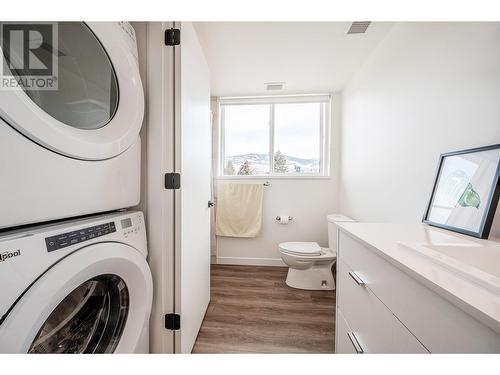 615 Rutland Road N Unit# 310, Kelowna, BC - Indoor Photo Showing Laundry Room