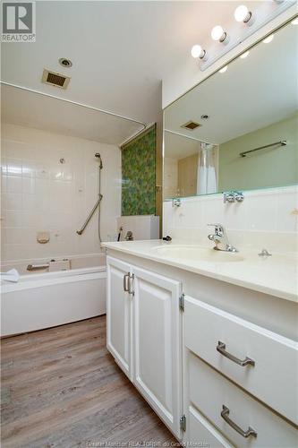 191 Queen St Unit#206, Moncton, NB - Indoor Photo Showing Bathroom