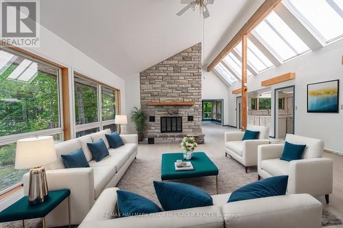 474 Big Bay Point Road, Innisfil, ON - Indoor Photo Showing Living Room With Fireplace