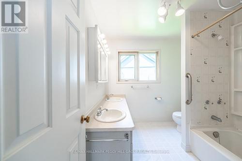 474 Big Bay Point Road, Innisfil, ON - Indoor Photo Showing Bathroom