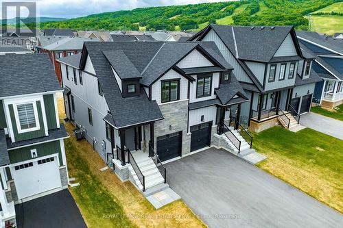 121 Black Willow Crescent, Blue Mountains (Blue Mountain Resort Area), ON - Outdoor With Facade