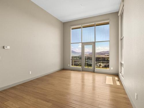 1108 Burgess Way, Kamloops, BC - Indoor Photo Showing Dining Room