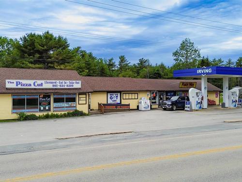 11261 Highway 3 Centre, Lunenburg, NS 