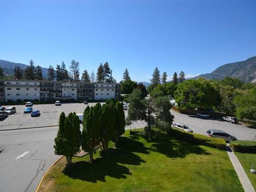 412-150 Skaha Place, Penticton, BC - Outdoor With View