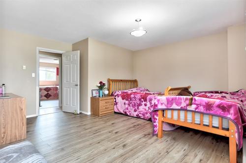 203-95 Eckhardt Avenue, Penticton, BC - Indoor Photo Showing Bedroom