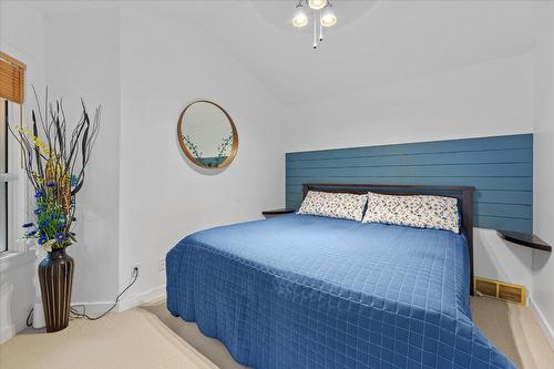 4187 Gallaghers Crescent, Kelowna, BC - Indoor Photo Showing Bedroom