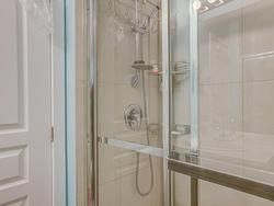 Ensuite bathroom - 