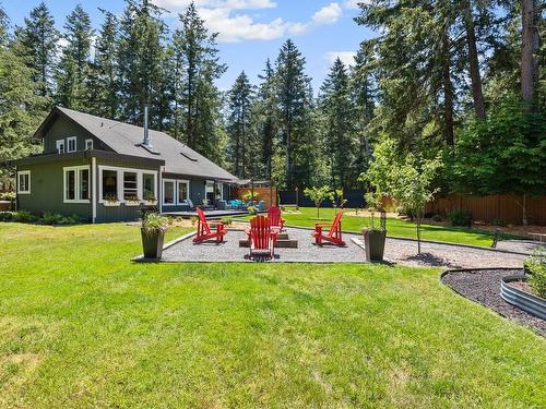 1282 Wilkinson Rd, Comox, BC 